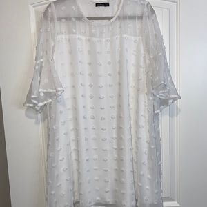 White Boohoo dress